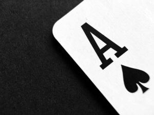 Hướng dẫn cách chơi 5bet trong Poker